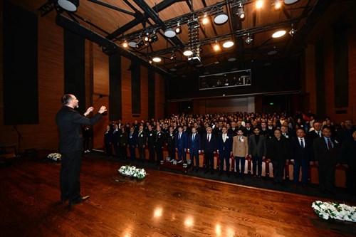 10 Kasım Atatürk´ü Anma Programı Pendik Atatürk Kültür Merkezinde gerçekleştirildi